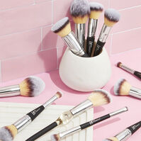 Heavenly Luxe Brocha #8  1ud.-205955 Heavenly Luxe Brocha #8  1ud.-205955 1